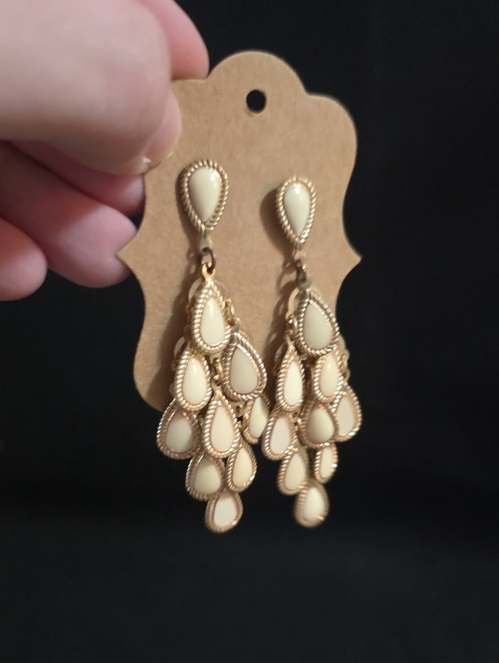 Gold Teardrop Cluster Dangle Earrings - Cream